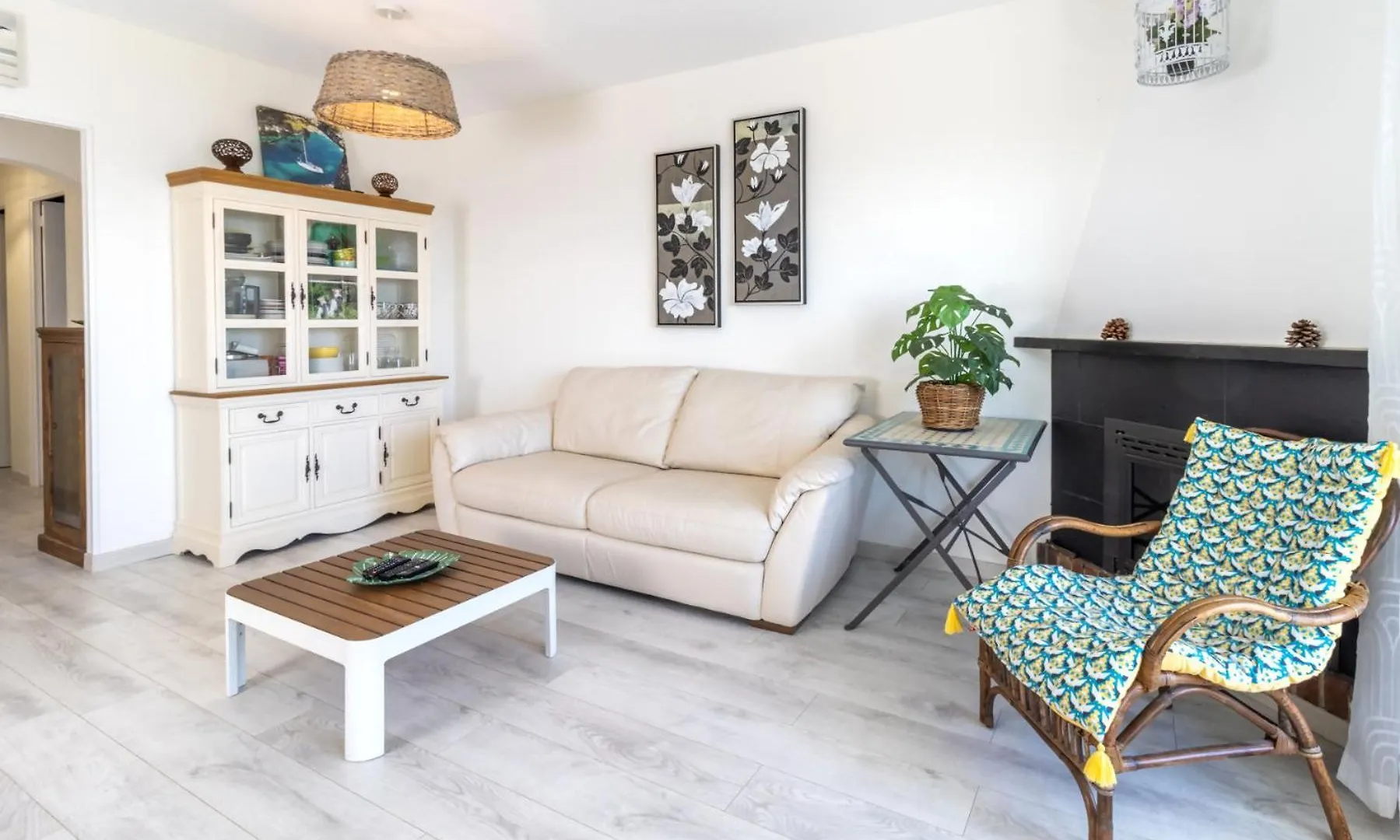 Fener De Dalt 90 Apartamento Con Vistas Llanca Spain