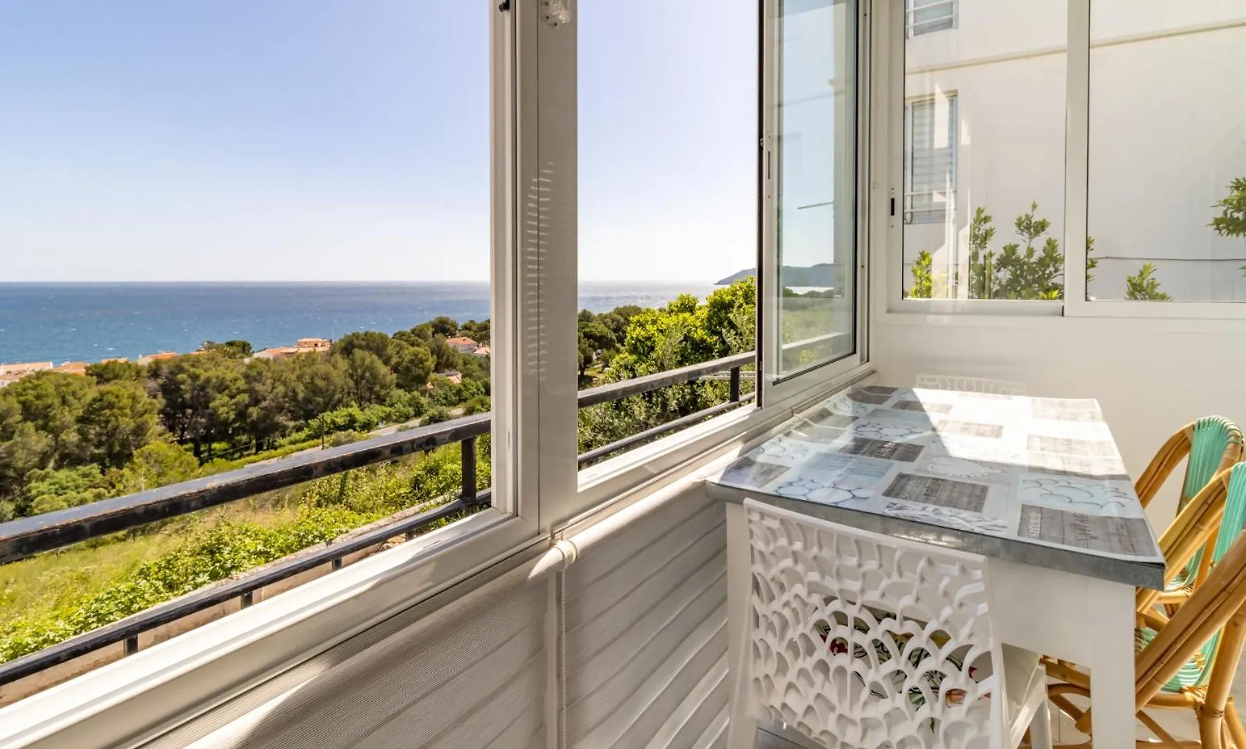 Fener De Dalt 90 Apartamento Con Vistas Llanca Apartment
